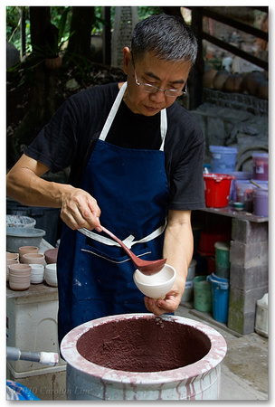 Tuan Yong Pouring Ash Glaze